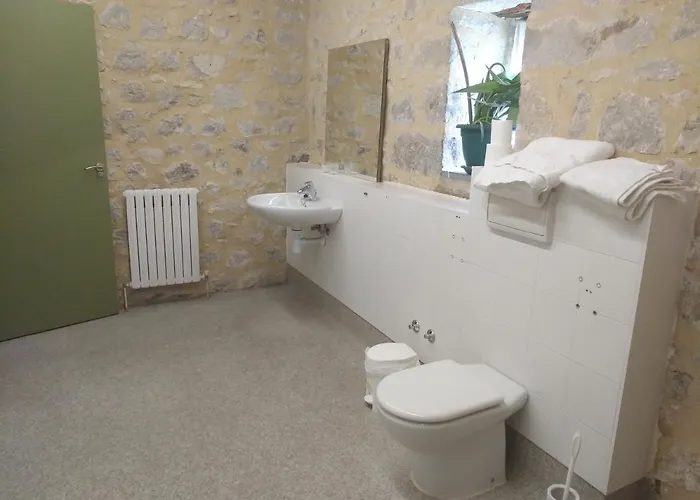 Casa Torre Cantoblanco Vandrarhem